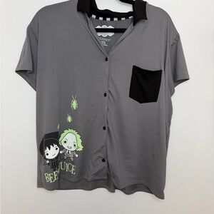 ✨ Beetlejuice Button-Up Shirt – Size XL (16–18) ✨